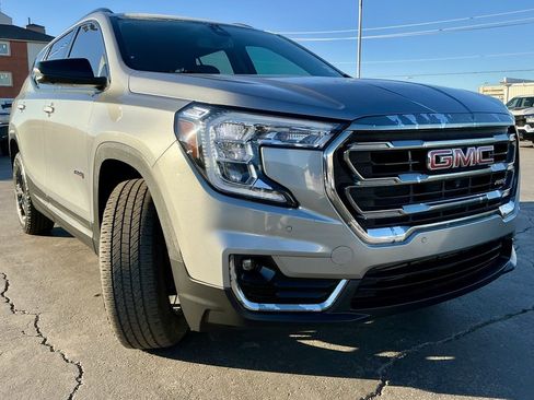 Used 2024 GMC Terrain AT4 w/ Infotainment Package II image 2