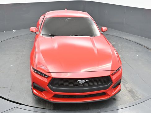 Used 2024 Ford Mustang Coupe image 27