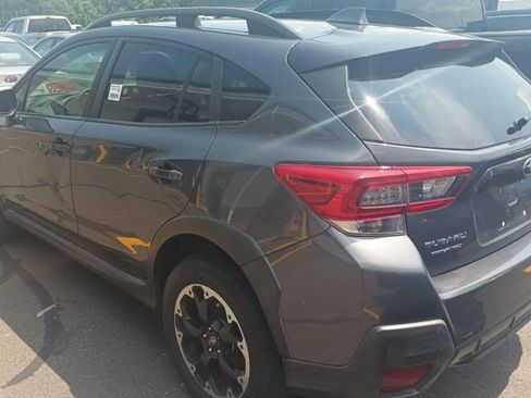 Used 2021 Subaru Crosstrek 2.0i Premium w/ Moonroof Package AWD/4WD image 2