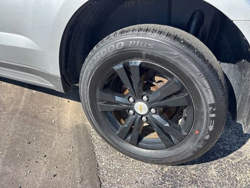 Used 2015 Chevrolet Equinox LT w/ Safety Package image 14