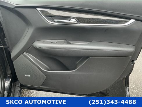 Used 2020 Cadillac XT5 Premium Luxury FWD image 12