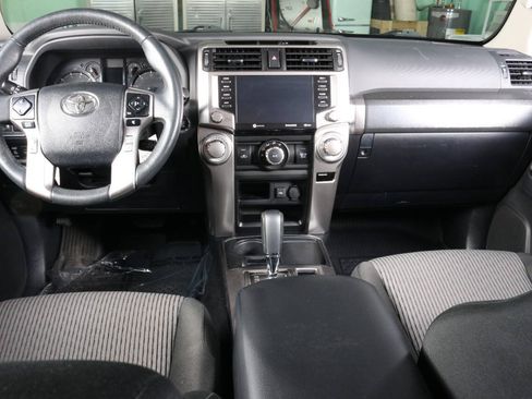 Used 2022 Toyota 4Runner SR5 RWD image 5