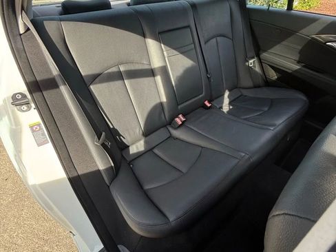 Used 2008 Mercedes-Benz E 350 Sedan image 13