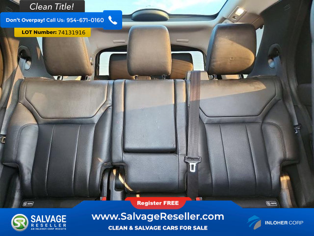 Used 2018 Land Rover Discovery HSE AWD/4WD image 13