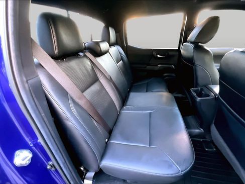 Certified 2023 Toyota Tacoma TRD Sport w/ TRD Premium Sport Package AWD/4WD image 19