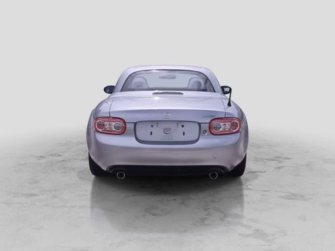 Used 2010 MAZDA MX-5 Miata Touring RWD image 7