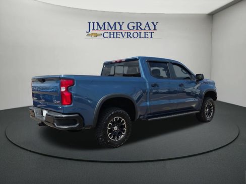 Used 2024 Chevrolet Silverado 1500 ZR2 w/ Technology Package AWD/4WD image 5