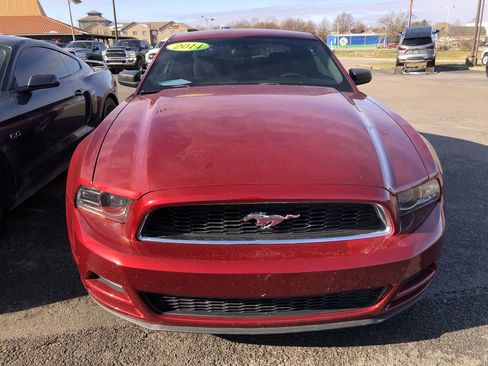 Used 2014 Ford Mustang Coupe image 8