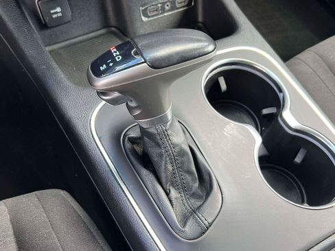 Used 2020 Dodge Durango SXT w/ 3rd Row Seating Group RWD image 32