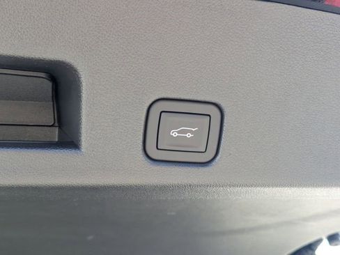 Certified 2025 GMC Acadia Elevation image 12