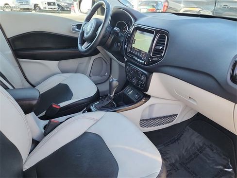 Used 2018 Jeep Compass Limited w/ Navigation Group image 19