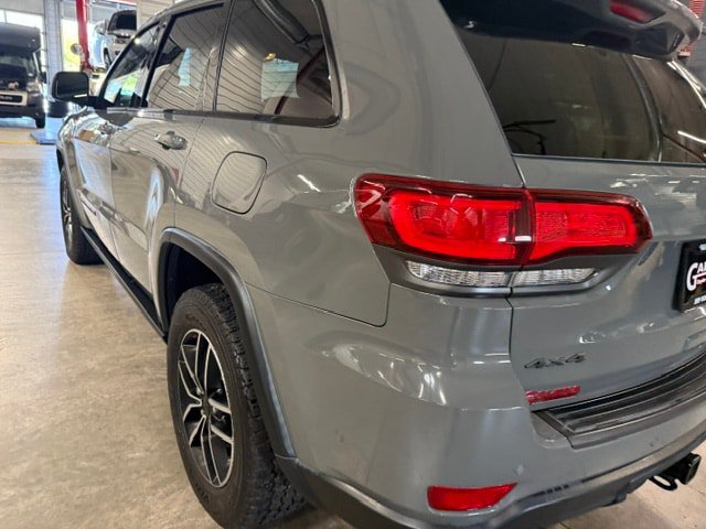 Used 2020 Jeep Grand Cherokee Trailhawk w/ Trailhawk Luxury Group AWD/4WD image 36