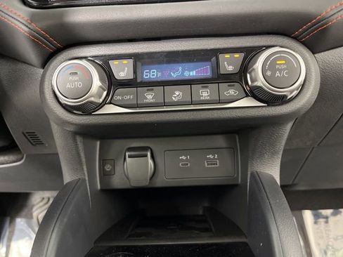 New 2025 Nissan Versa SR w/ Trunk Package image 26