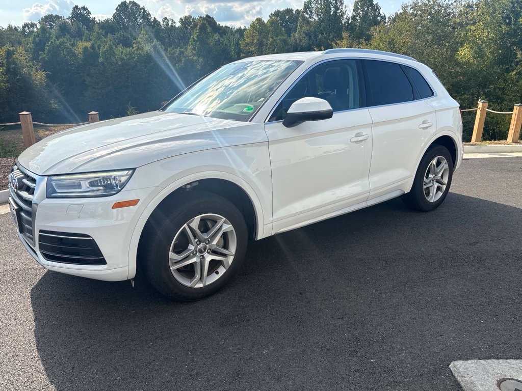 Used 2019 Audi Q5 2.0T Premium w/ Convenience Package AWD/4WD image 1