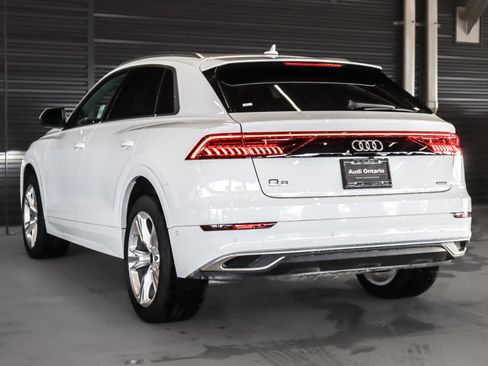 Used 2023 Audi Q8 Premium w/ Convenience Package AWD/4WD image 2
