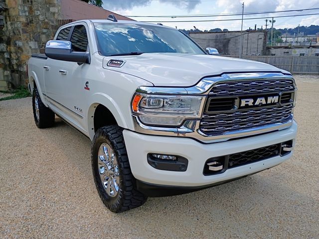 Used 2022 RAM 3500 Limited AWD/4WD image 2