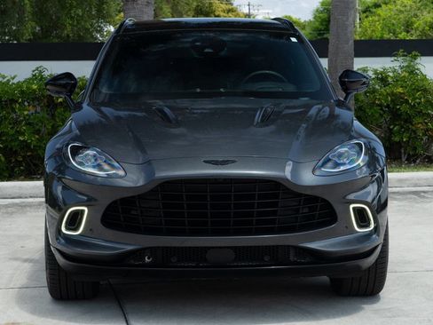 Used 2021 Aston Martin DBX AWD/4WD image 12