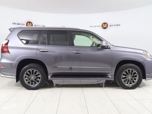 Used 2019 Lexus GX 460 Premium image 2