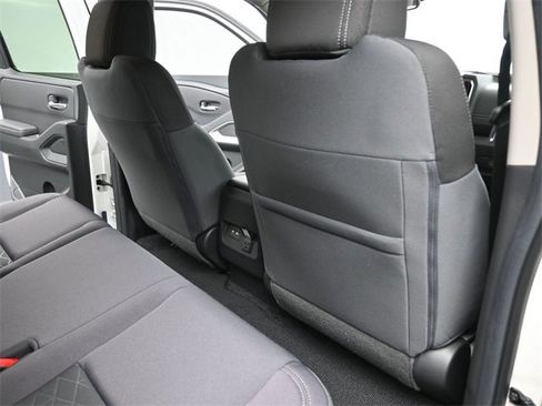 New 2026 Nissan Frontier SV w/ SV Convenience Package image 16