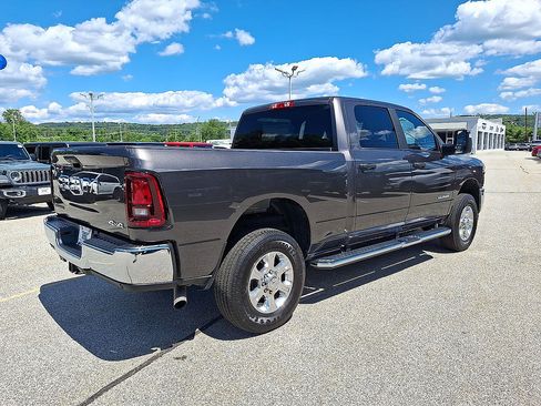 Used 2025 RAM 2500 Big Horn AWD/4WD image 24