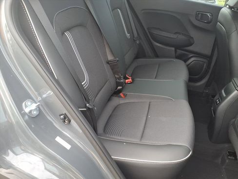 New 2025 Hyundai Venue Limited image 9