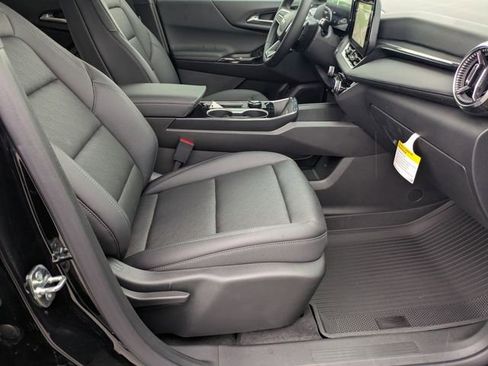New 2026 Chevrolet Equinox LT FWD image 39