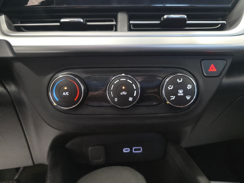 Used 2024 Chevrolet Trax LS FWD image 19