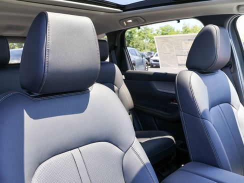 Used 2025 MAZDA CX-70 Plug-In Hybrid w/ Premium Pkg image 62