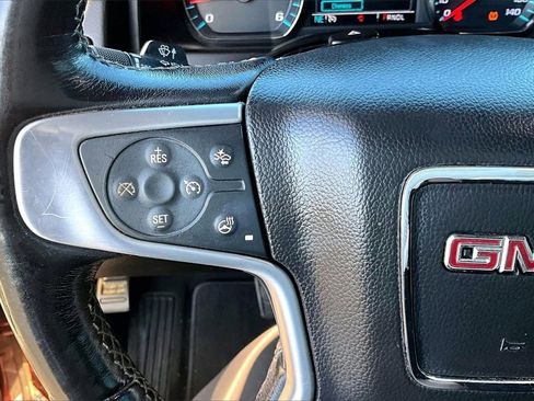 Used 2019 GMC Yukon XL SLT image 18