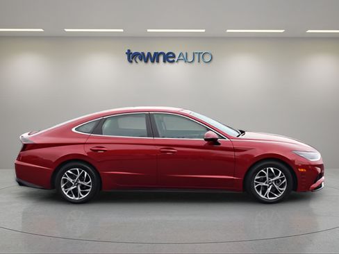 Used 2023 Hyundai Sonata SEL w/ Preferred Accessory Package FWD image 6
