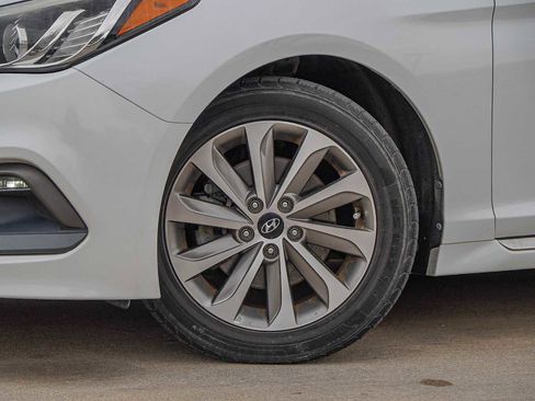 Used 2015 Hyundai Sonata Sport image 2