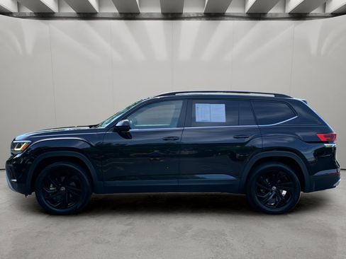 Used 2022 Volkswagen Atlas SE w/ Panoramic Sunroof Package AWD/4WD image 2