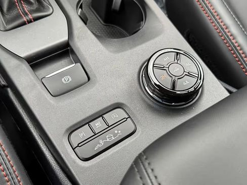 New 2025 Ford Ranger Raptor image 24