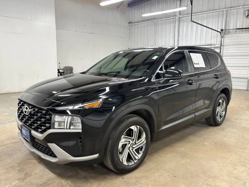 Certified 2023 Hyundai Santa Fe SE FWD image 3
