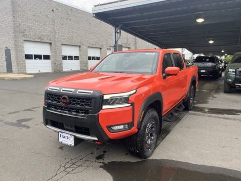 New 2025 Nissan Frontier PRO-4X w/ Pro Convenience Package image 3