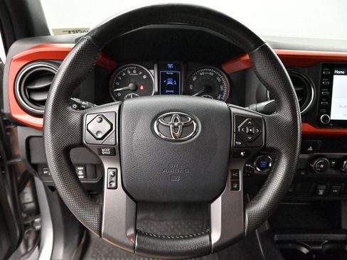 Used 2020 Toyota Tacoma TRD Sport RWD image 14