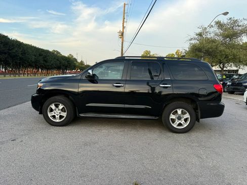 Used 2008 Toyota Sequoia Limited RWD image 5