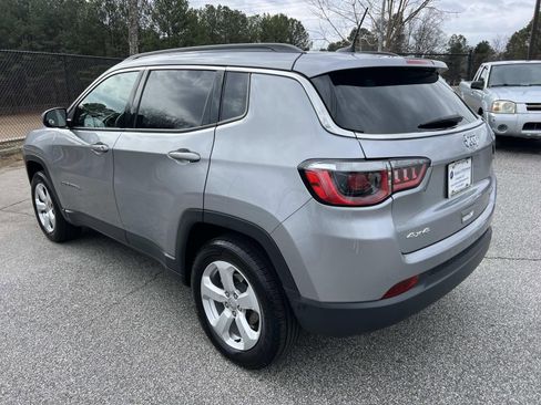 Used 2018 Jeep Compass Latitude w/ Popular Equipment Group image 5