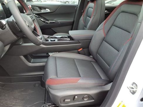 New 2026 Chevrolet Equinox RS w/ LPO, Floor Liner Package image 7