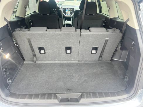 Certified 2025 Subaru Ascent Premium image 26