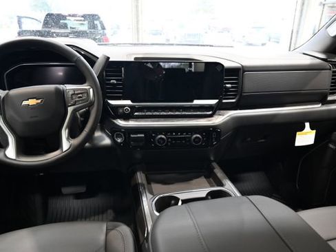 New 2026 Chevrolet Silverado 2500 LTZ w/ LTZ Premium Package image 15