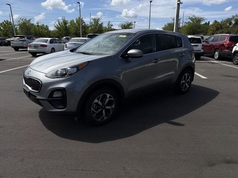 Used 2022 Kia Sportage LX AWD/4WD image 15