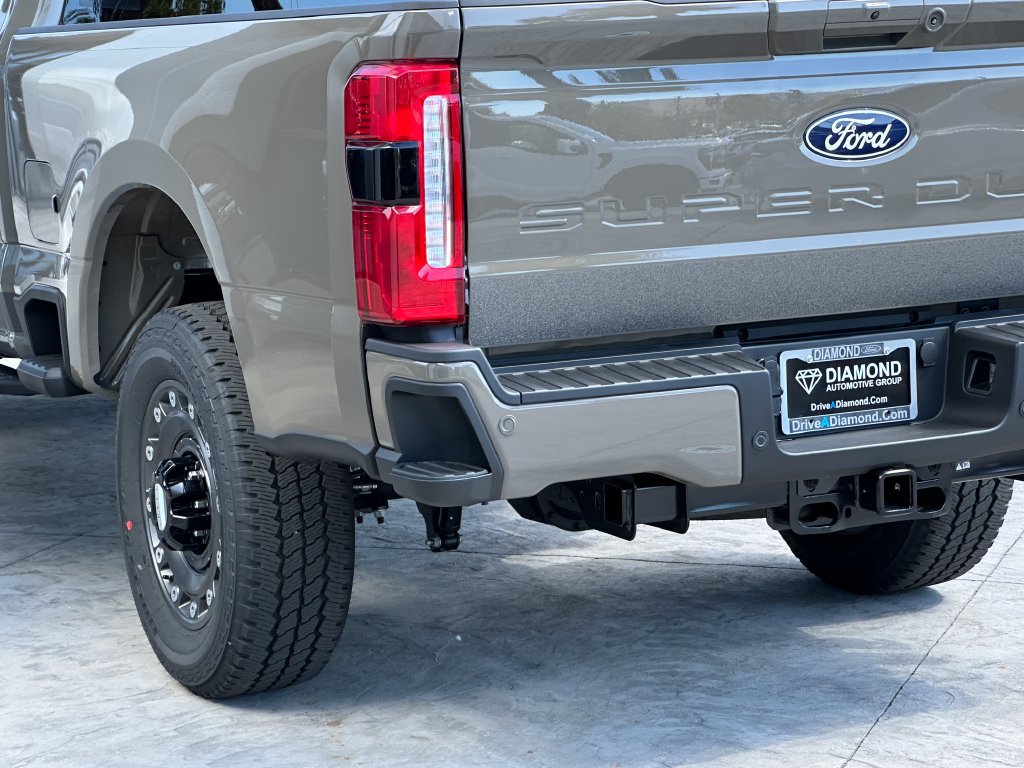 New 2027 Ford F250 XLT w/ XLT Premium Package AWD/4WD image 11