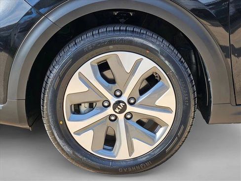 Used 2019 Kia Niro EX image 23