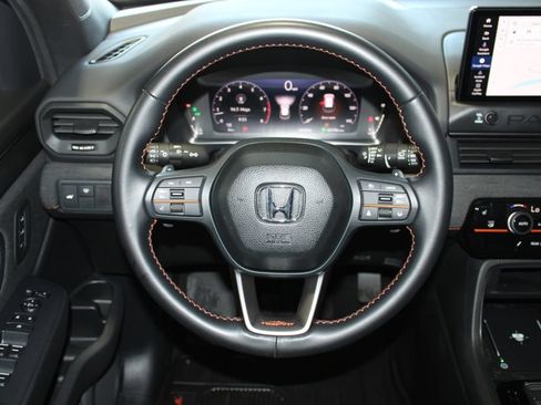 Used 2026 Honda Passport TrailSport image 12