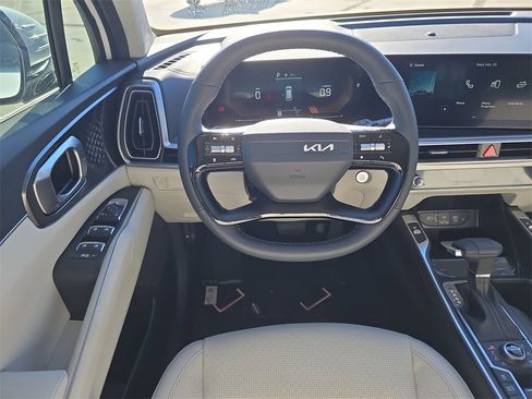 New 2026 Kia Sorento S image 13