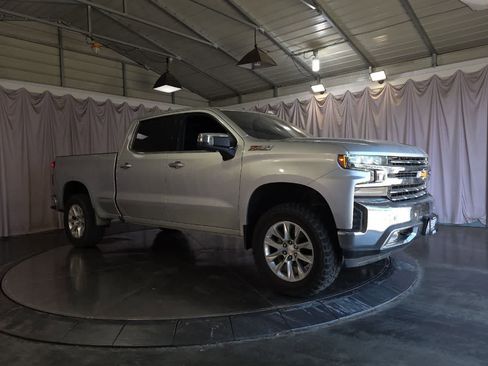 Used 2019 Chevrolet Silverado 1500 LTZ w/ LTZ Texas Edition AWD/4WD image 10