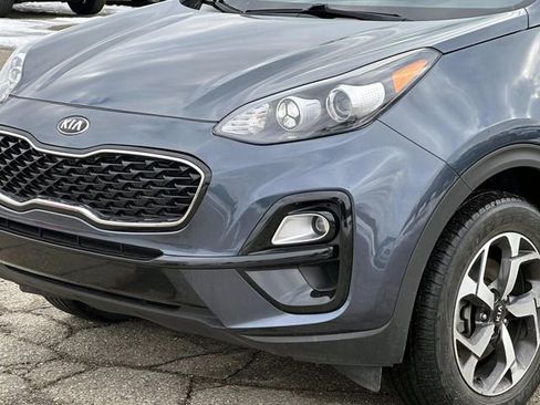 Used 2020 Kia Sportage LX image 7
