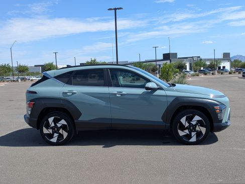 Used 2025 Hyundai Kona Limited AWD/4WD image 6