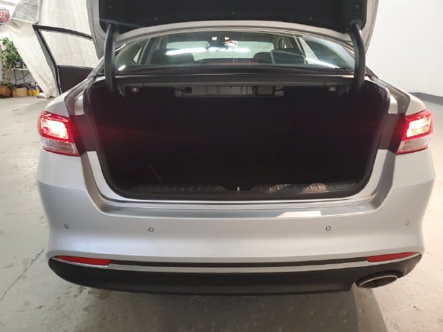 Used 2018 Kia Optima LX FWD image 6